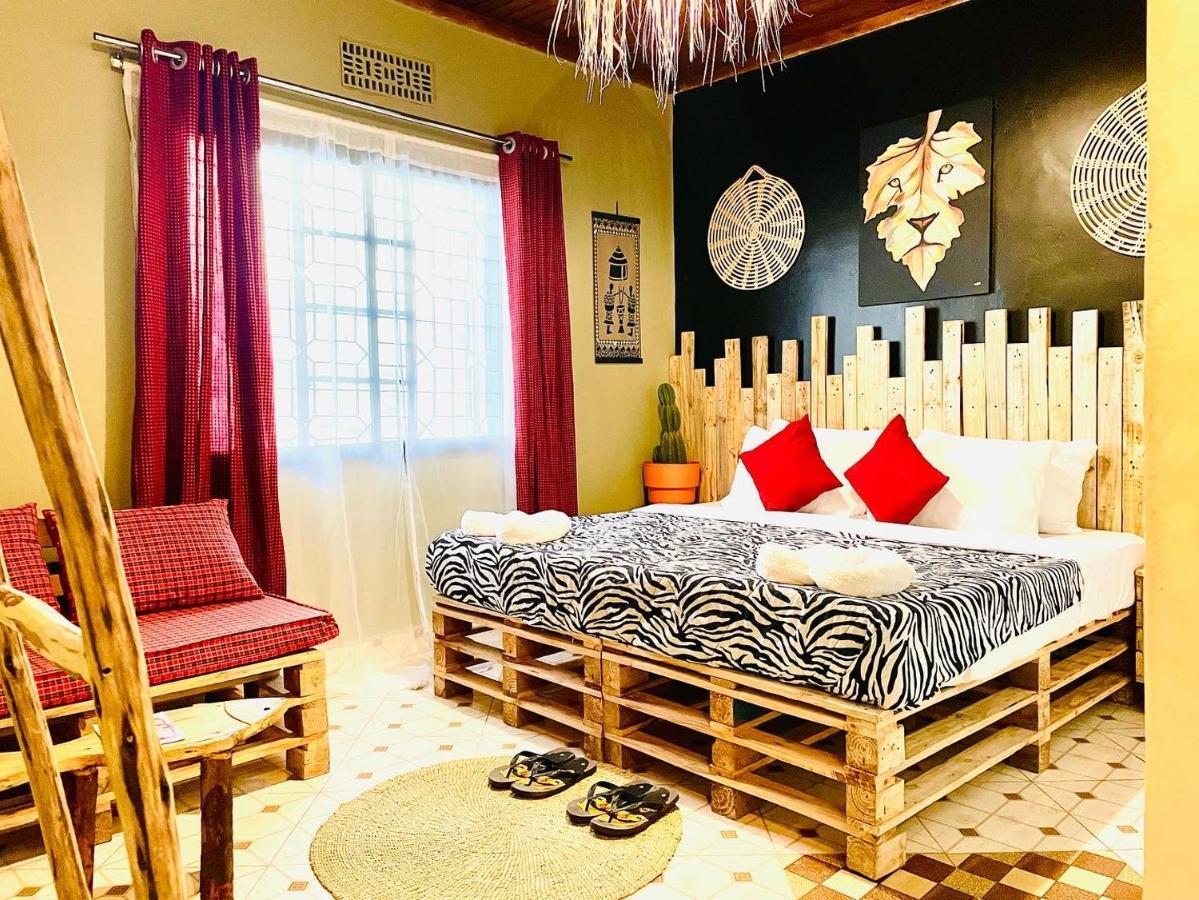 Serengeti Villa Arusha Buitenkant foto