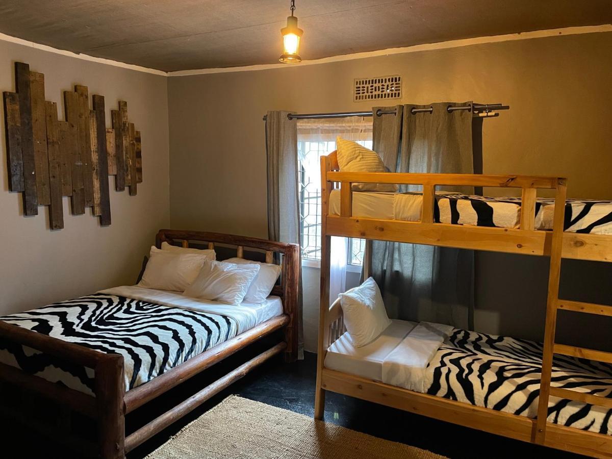 Serengeti Villa Arusha Buitenkant foto