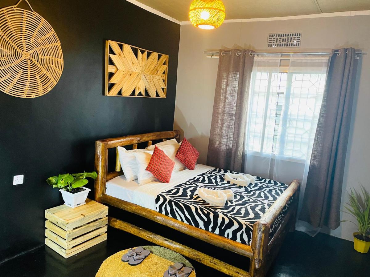 Serengeti Villa Arusha Buitenkant foto