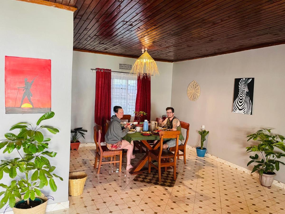 Serengeti Villa Arusha Buitenkant foto
