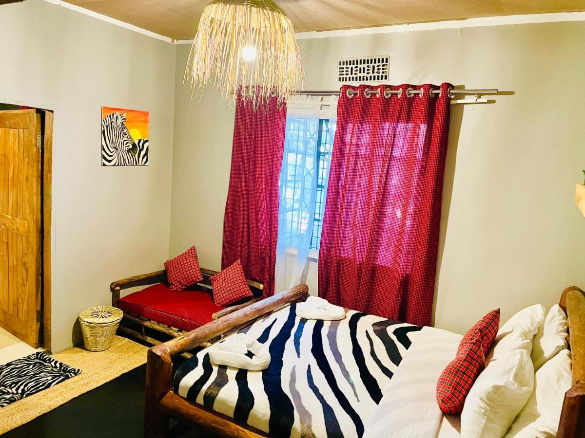 Serengeti Villa Arusha Buitenkant foto